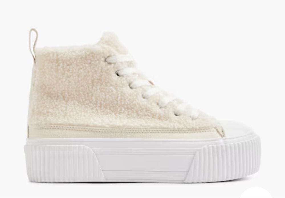 Кецове на платформа Graceland