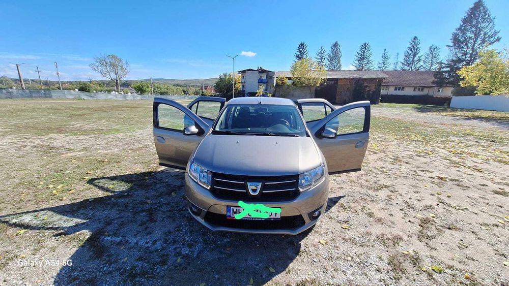 Vand Dacia Logan Prestige 1,5 DCI . 4700 Eur , negociabil