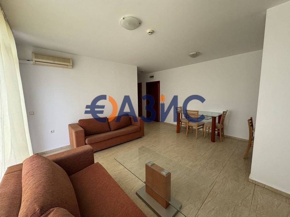 Продава се Двустаен апартамент в к.к. Слънчев бряг - 69 кв.м за 943 €/кв.м - Снимка #3