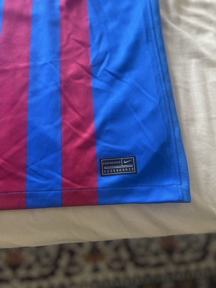 Оригинална фланелка на FC Barcelona – Сезон 2021/2022 (Nike, Dri-FIT)