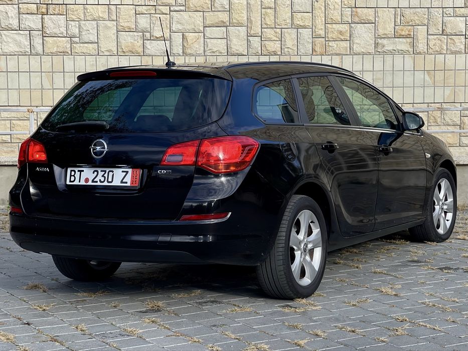 *Opel Astra Sports Tourer J~02.2011~1.7CDTI/6TRPTE/125cp~EURO5*