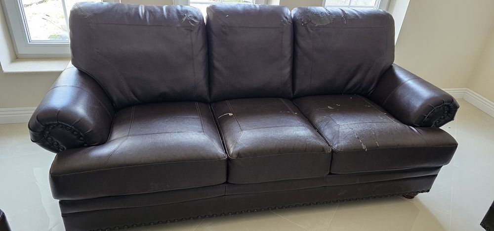 Vând set 3 piese: o canapea și 2 fotolii MOBEXPERT