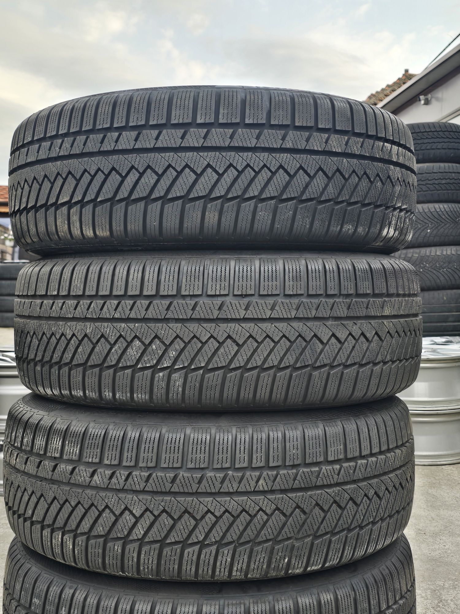 4 Броя 255/45/20 Continental 2x7mm 2x6,6mm