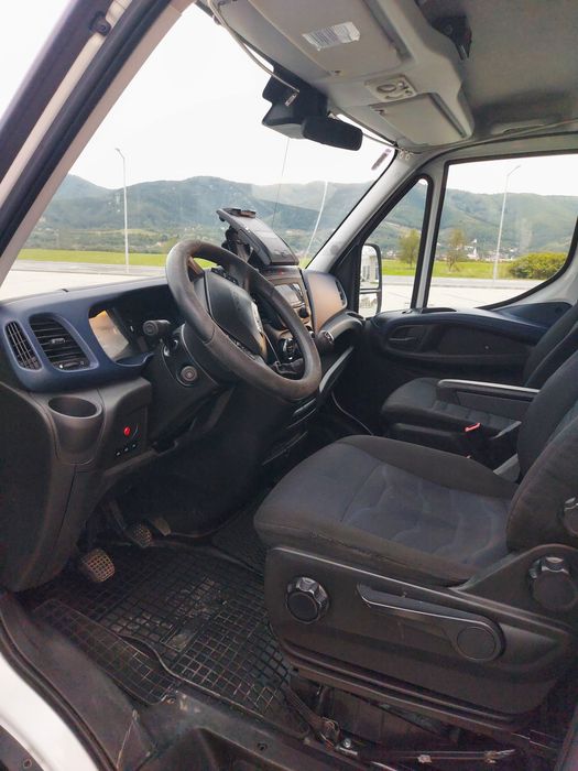 Iveco daily 35s18 platforma auto Mercedes sprinter