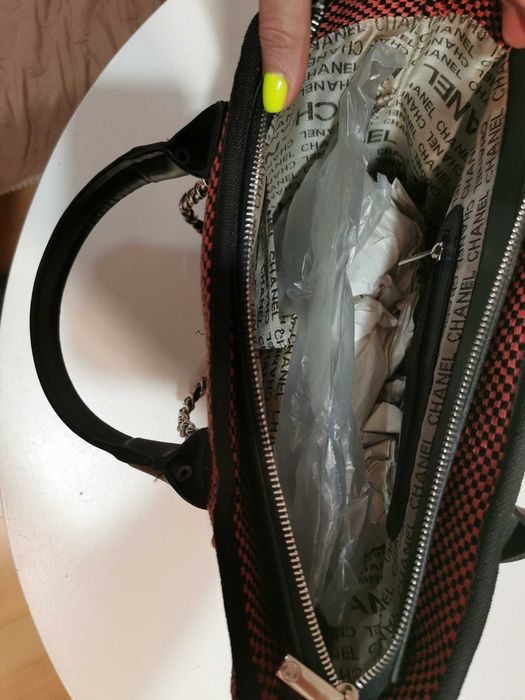Чанта CHANEL червено и черно