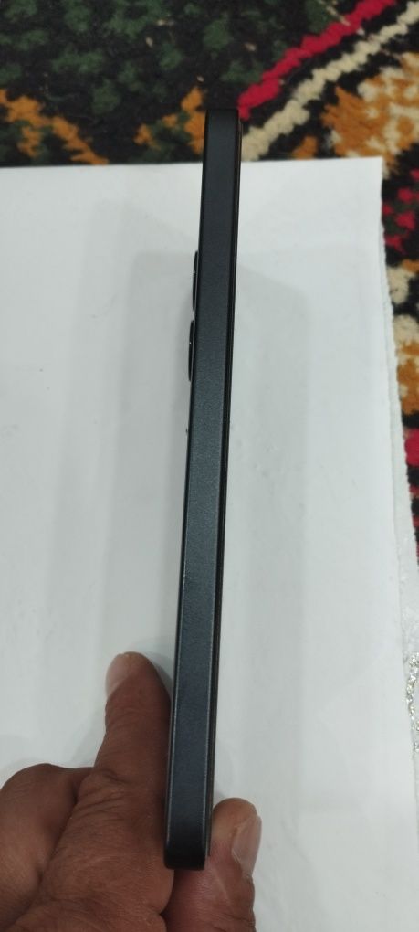 Продам телефон в хорошем состоянии Redmi not 13 pro