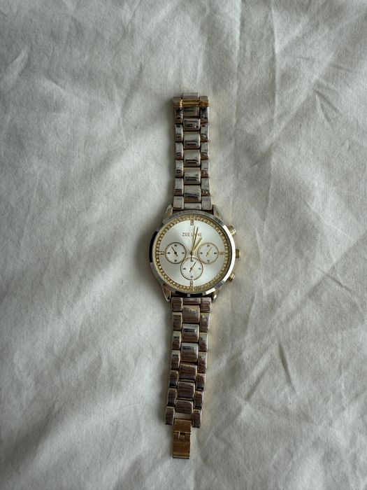 Дамски голям златен часовник Zee Lane