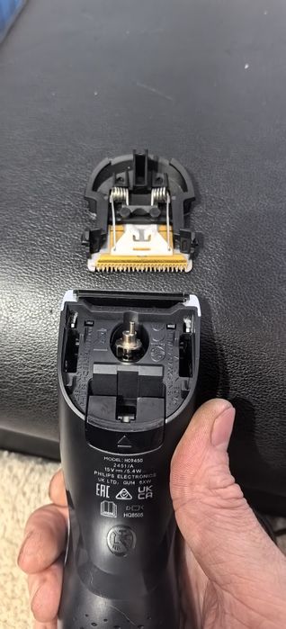 Безжична машинка за подстригване Philips HC9450