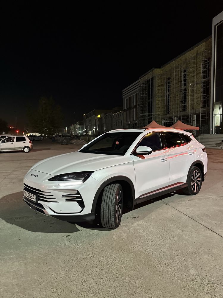 Byd chempion DM-I gibrid Full