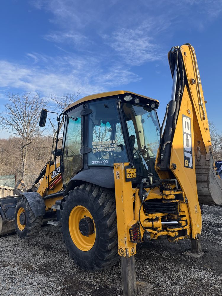 Inchiriez buldoexcavator si bascula