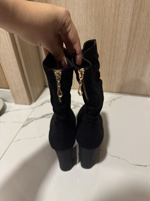 Дамски ботуши с ток Номер:40