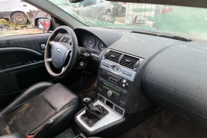 Capac panou sigurante motor Ford Mondeo MK3
