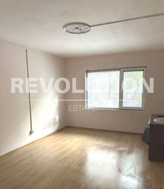 Дава се под наем Двустаен апартамент в Варна, Лятно кино Тракия - 50 кв.м за 280 € - Снимка #4