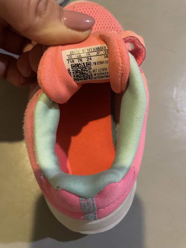 Маратонки Adidas