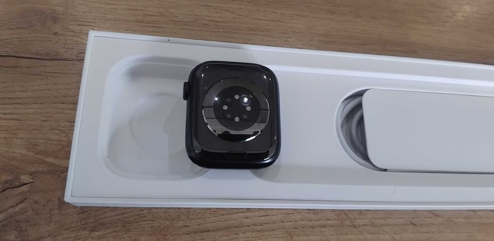 Часовник Apple Watch 8 в Гаранция