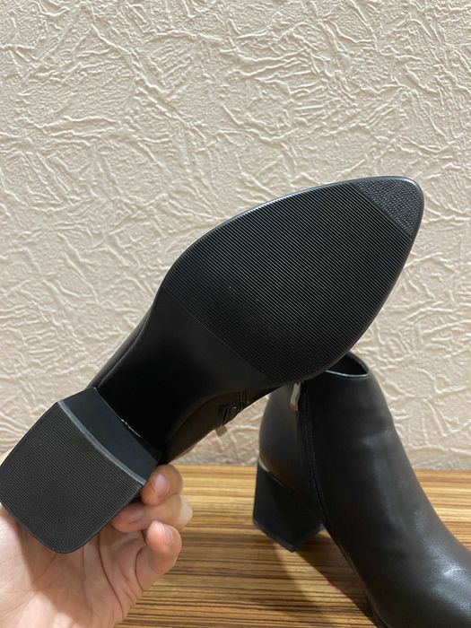 Распродажа обуви! Новая. Размер 36-37. Ботильоны, ботинки