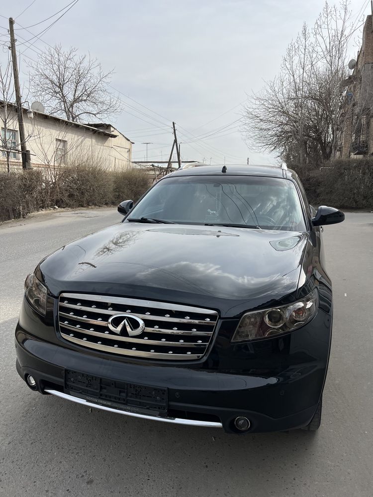 Infiniti fx 35 хорошем состоянии