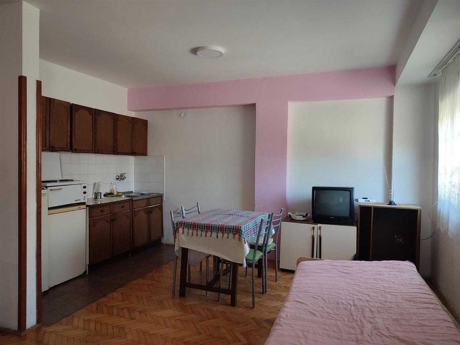 Дава се под наем Двустаен апартамент в София, Зона Б-5 - 55 кв.м за 408 € - Снимка #2