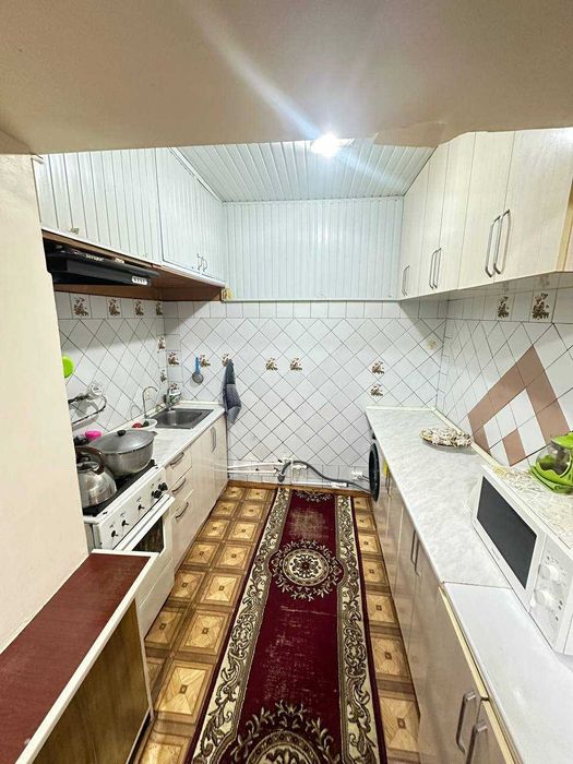 Тинчлик 2/1/5 кирпич 77 серия 
комнаты совмещенный