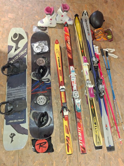 Schiuri, placa, snowboard, booti, bete, ochelari second hand