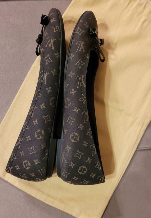 Louis Vuitton 2010 monogram ballet flats-mărime 36