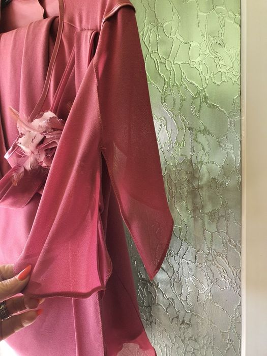 Vând costumas 2 piese și rochie