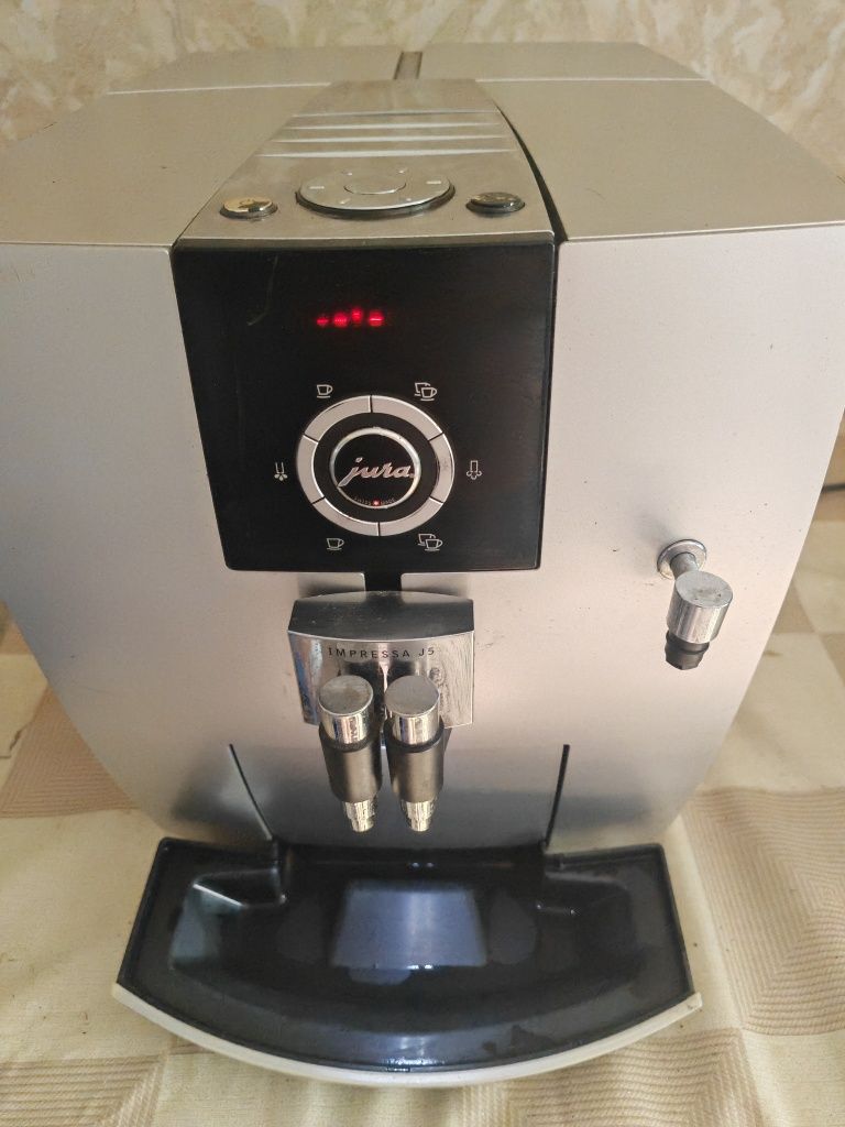 Jura Impressa J5
