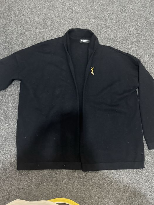 Troyka. Brend «Yves Saint Laurent».