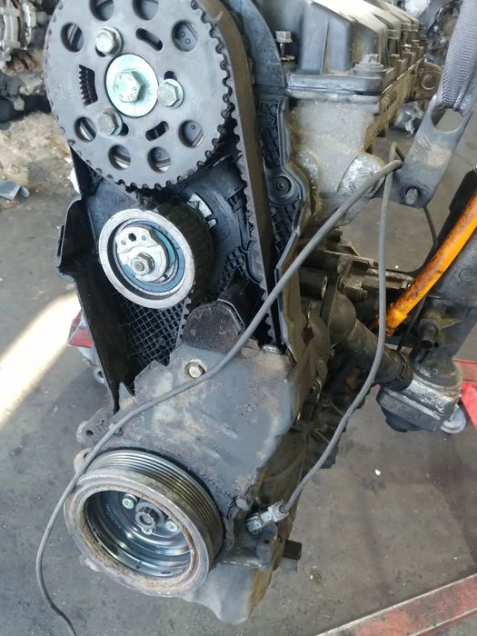 motor 1.9 tdi avb audi a4 b6  vw passat b6 skoda superb