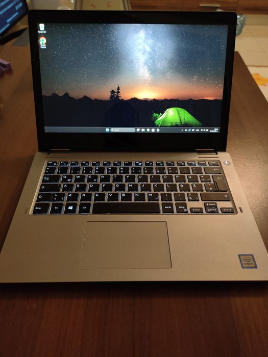 Лаптоп Dell Latitude 3310 2in1 Touch i5-8265U 16GB Ram 256 SSD