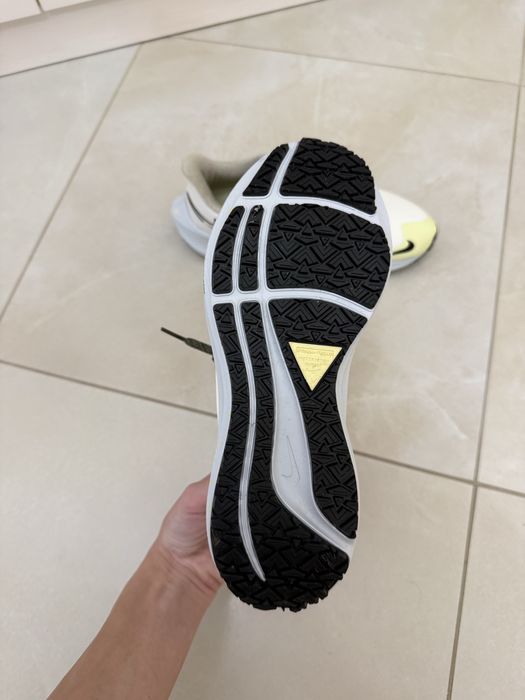 Дамски нови оригинални маратонки Nike Air Zoom Pegasus Shield 37,5