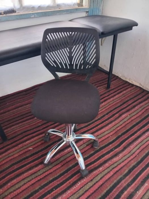 Kushedka va kreslo