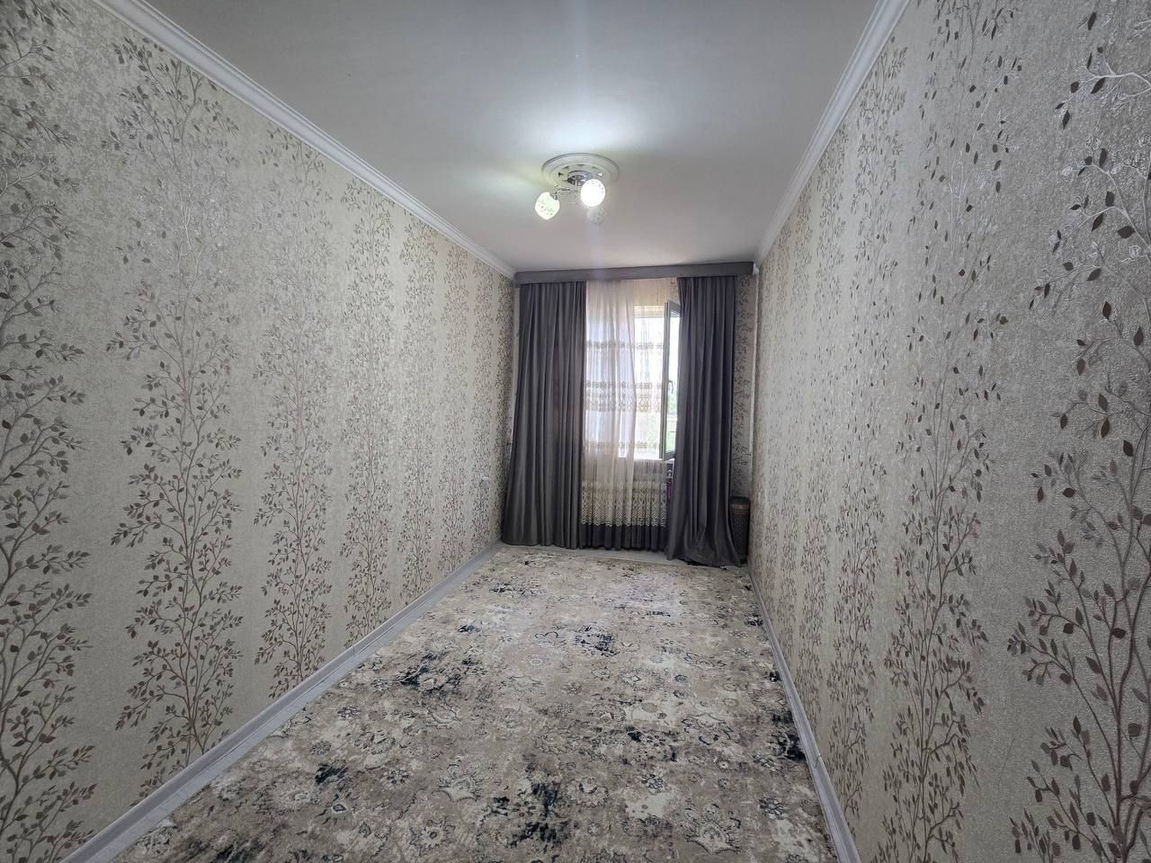 Срочно продается квартира Массив Феруза. 2/4)4
