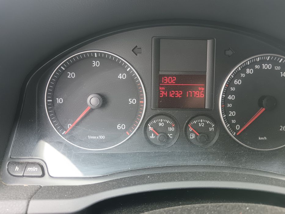 Vând golf 5 1.9 tdi