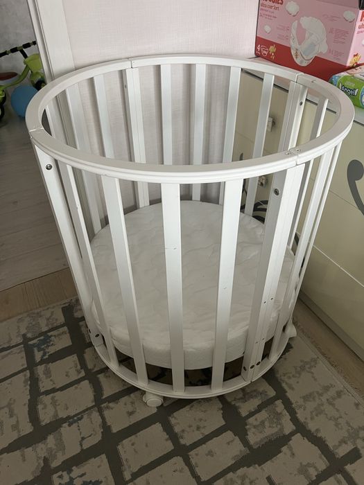 Продам манеж кровать