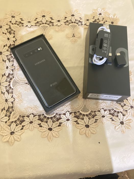 Vand samsung s10 Full box