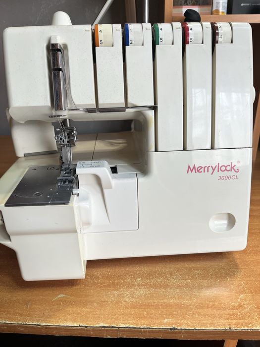 Merrylock 3000 CL . бу