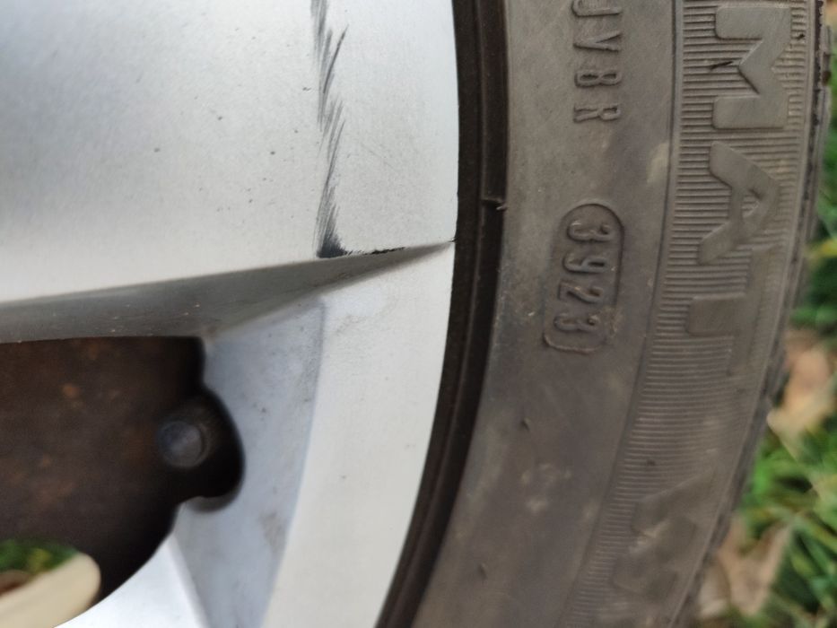 Set 4 roți iarnă 205/55 R16 Diplomat Winter HP M+S – cu jante și capac