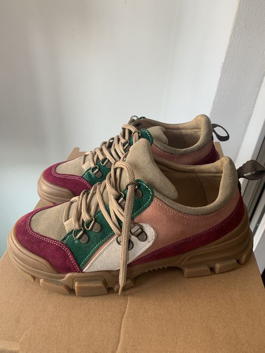 Sneakersi bocanci Exclusives Noi