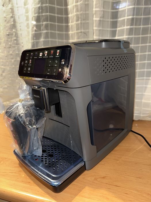 Expressor Philips Latte Go seria 5500