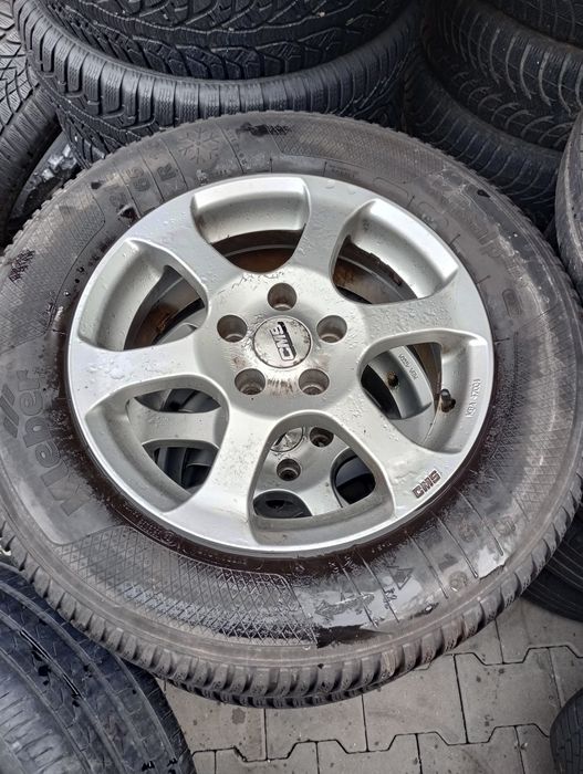 4 jante 5x112 W Tiguan anvelope iarna 215/65/16 7mm dot2019