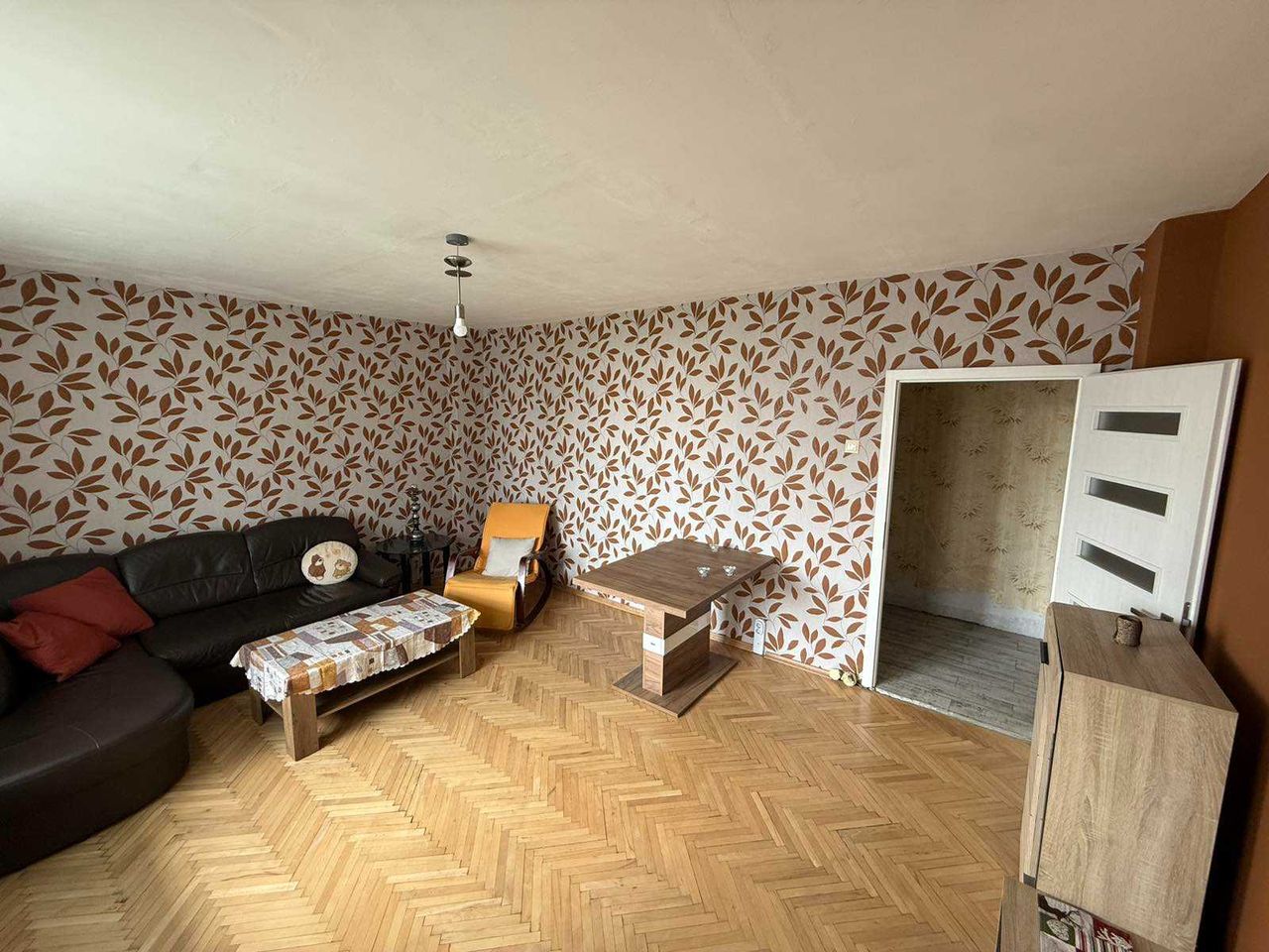 Продава се Тристаен апартамент в Стара Загора, Казански - изток - 74 кв.м за 1149 €/кв.м - Снимка #1