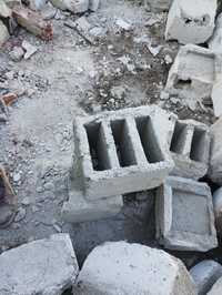 Boltari din beton din demolari gratis