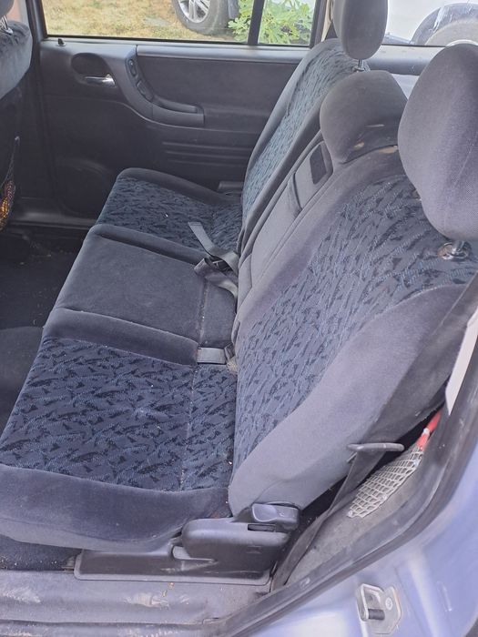 Продавам Опел Зафира 2.2 DTI