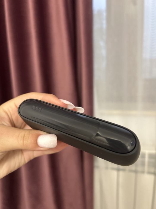 Iqos negru aproape nou