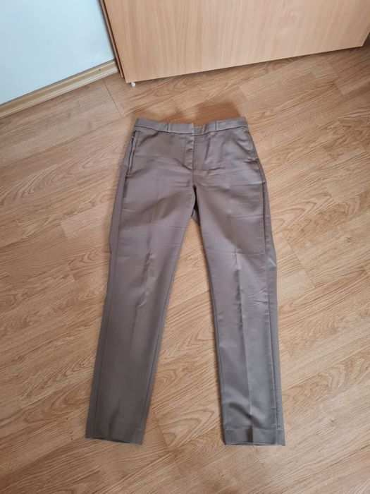 Pantaloni casual HM 38