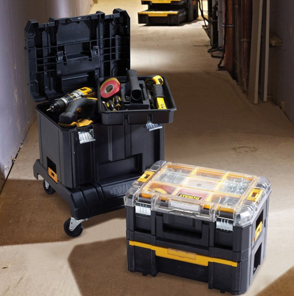 Количка Платформа Dewalt DWST1-71229 за куфари 346×486×181мм/100кг.