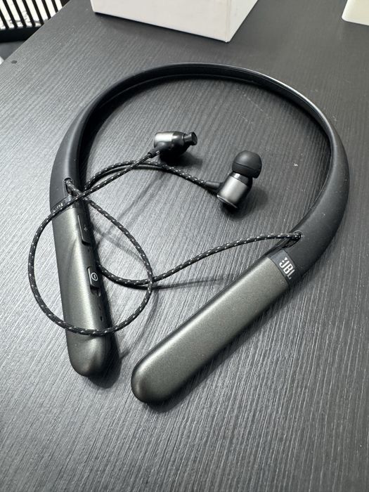 Наушники jbl live 200 black