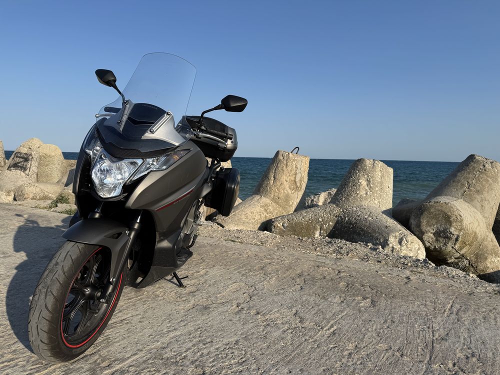 Honda Integra 750 D