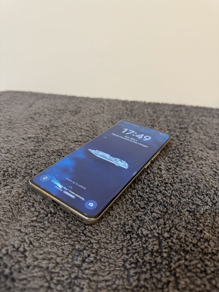 RealMe 12 Pro +5G